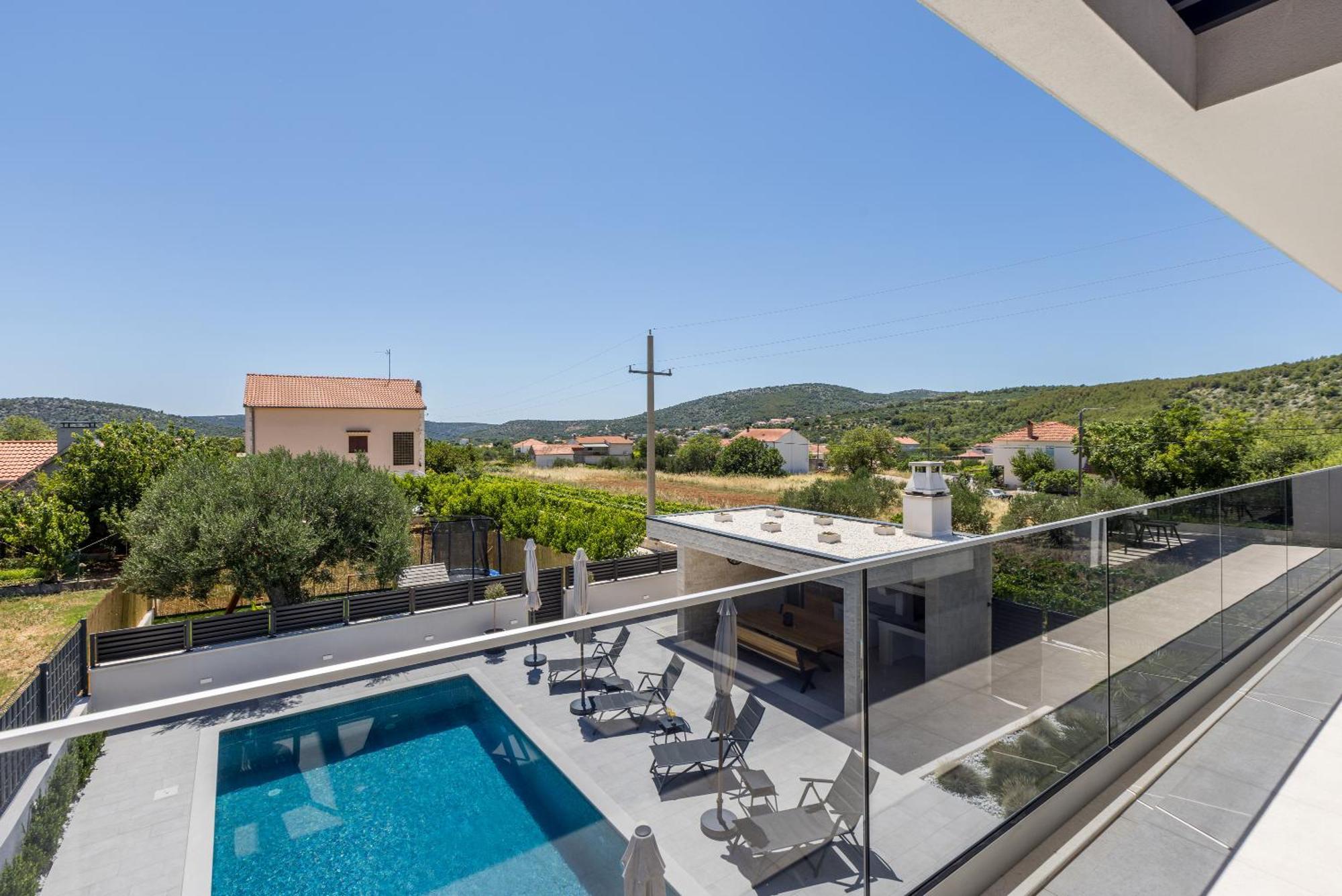 Luxury Villa Diana With Heated Pool And Jacuzzi Dograde ภายนอก รูปภาพ