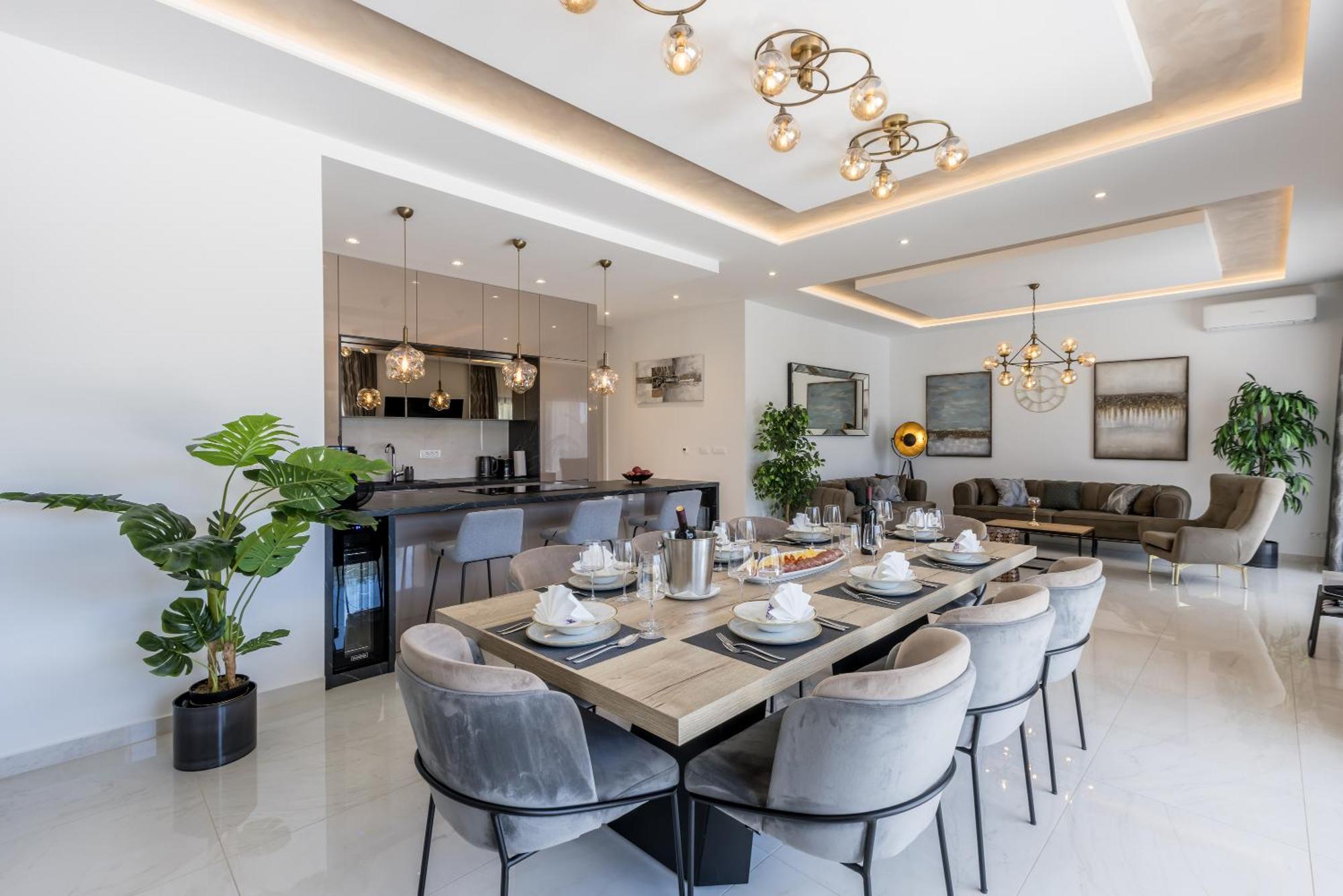 Luxury Villa Diana With Heated Pool And Jacuzzi Dograde ภายนอก รูปภาพ